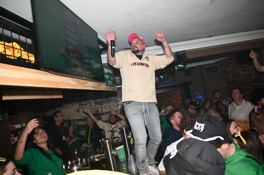 ../Images/Afterparty carnaval 2025 083.jpg